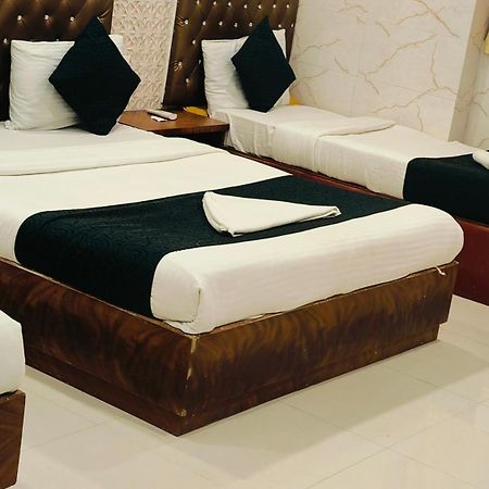 Hotel Golden Hayyath Inn Mumbai Kültér fotó