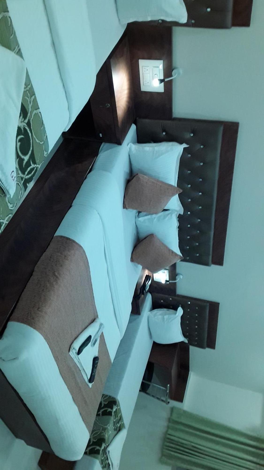 Hotel Golden Hayyath Inn Mumbai Kültér fotó